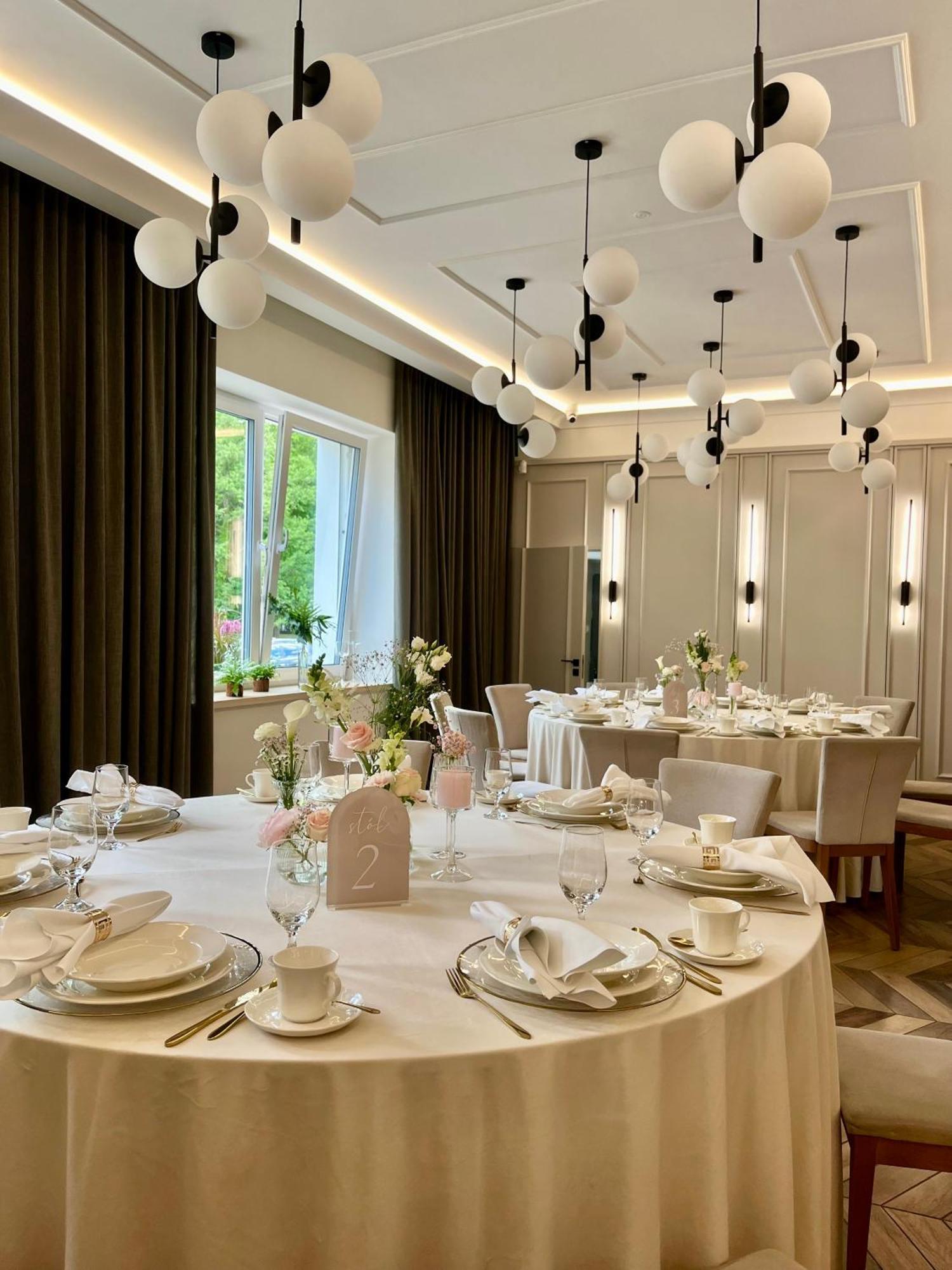 Hotel Toscania Włoszakowice Exteriér fotografie